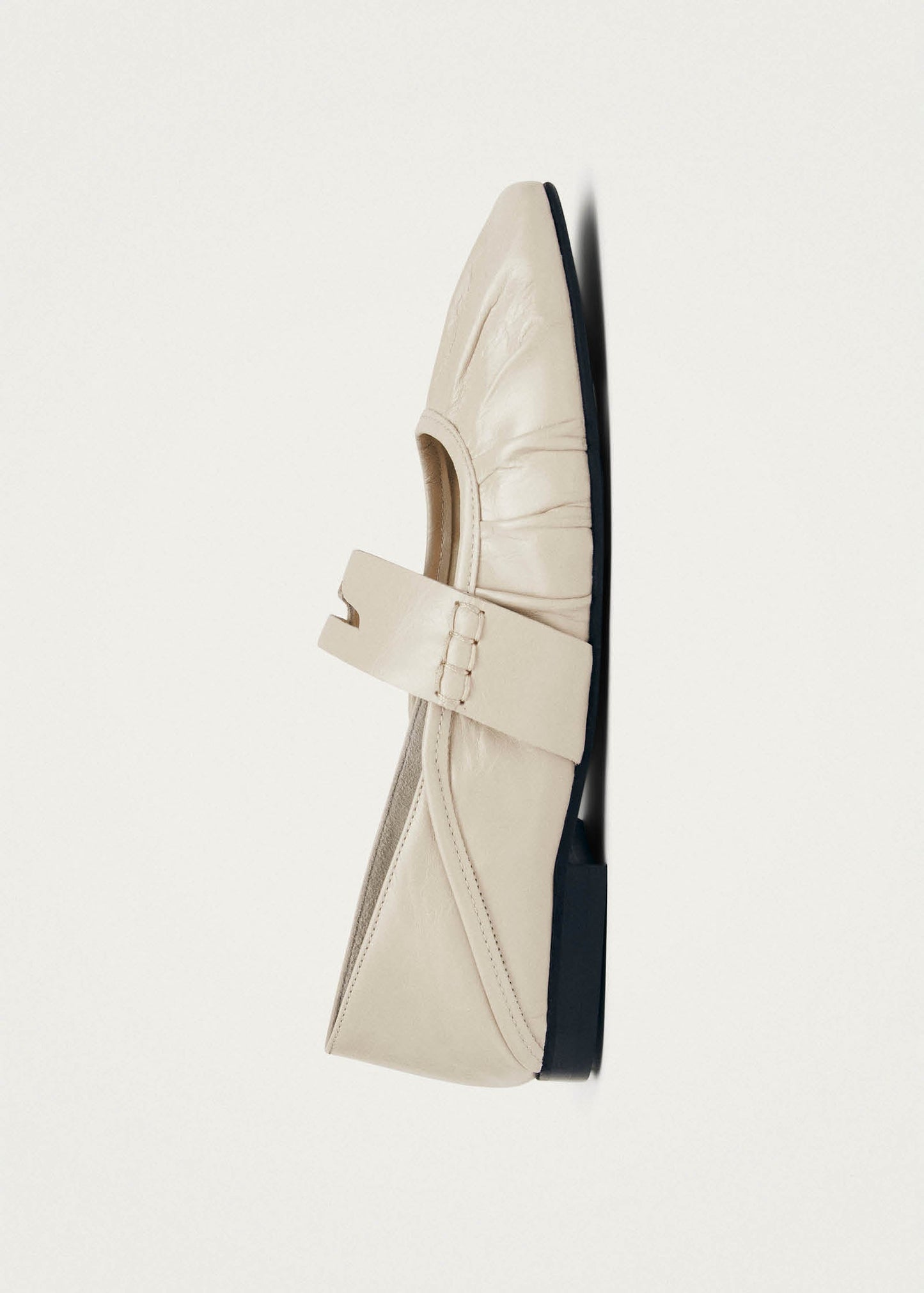 Bargo Cream Leather Ballet Flats