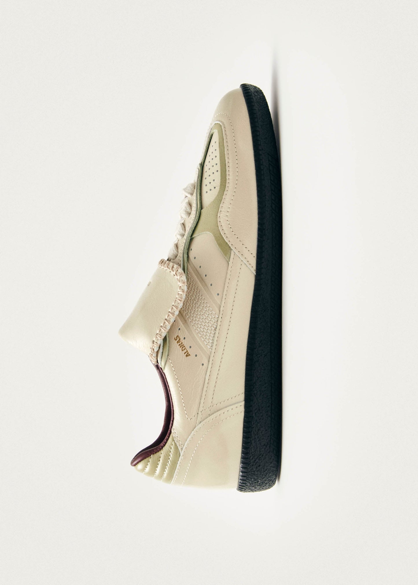 Tb.490 Club Cream Patent Leather Sneakers